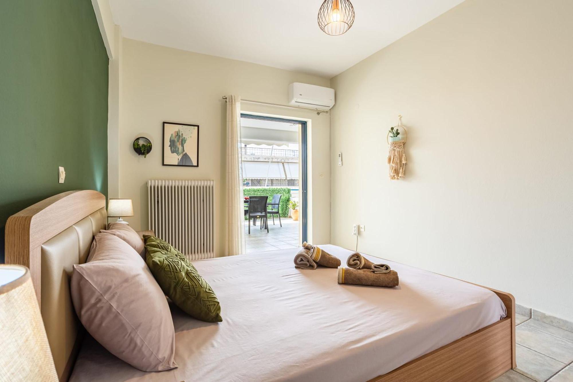 Jason City Escape - Cozy Urban Gem Kalamata Ngoại thất bức ảnh